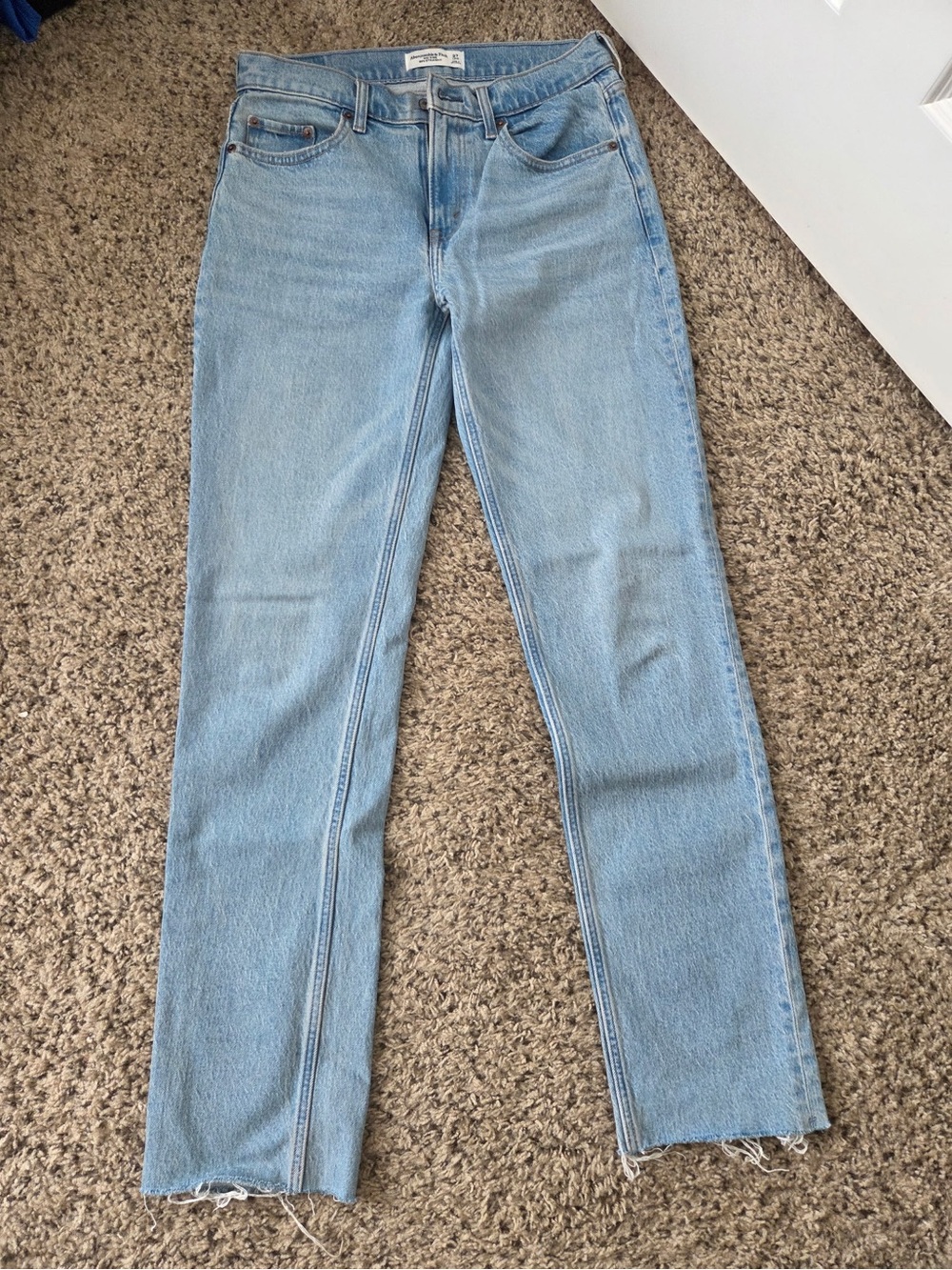 Abercrombie & Fitch Mid Rise 90’s Straight-Leg Jeans-27 Long